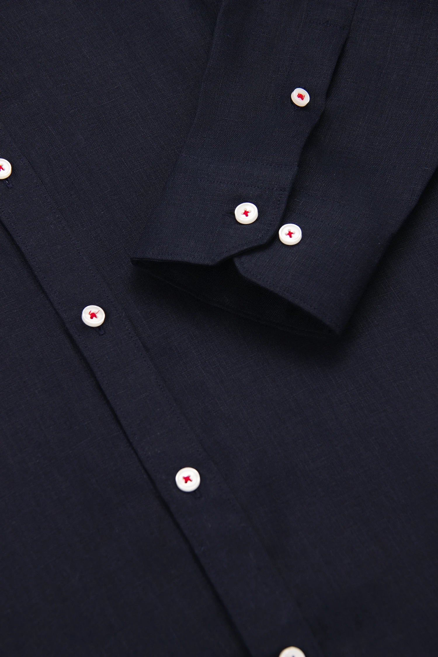 Camisa Button Down Lino Azul Oscuro