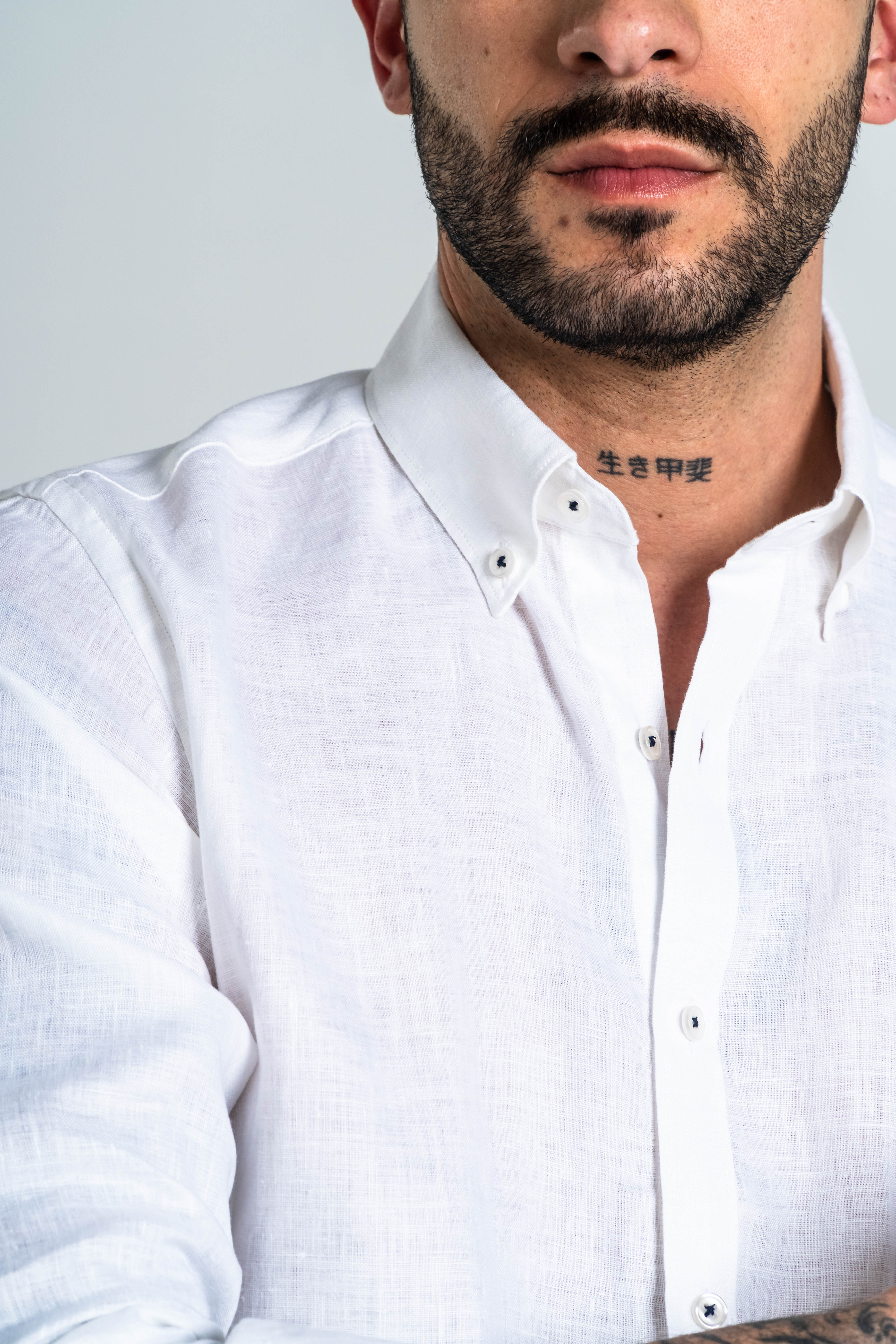 CAMISA BOTÓN CONTRASTE LINO BLANCO_01327