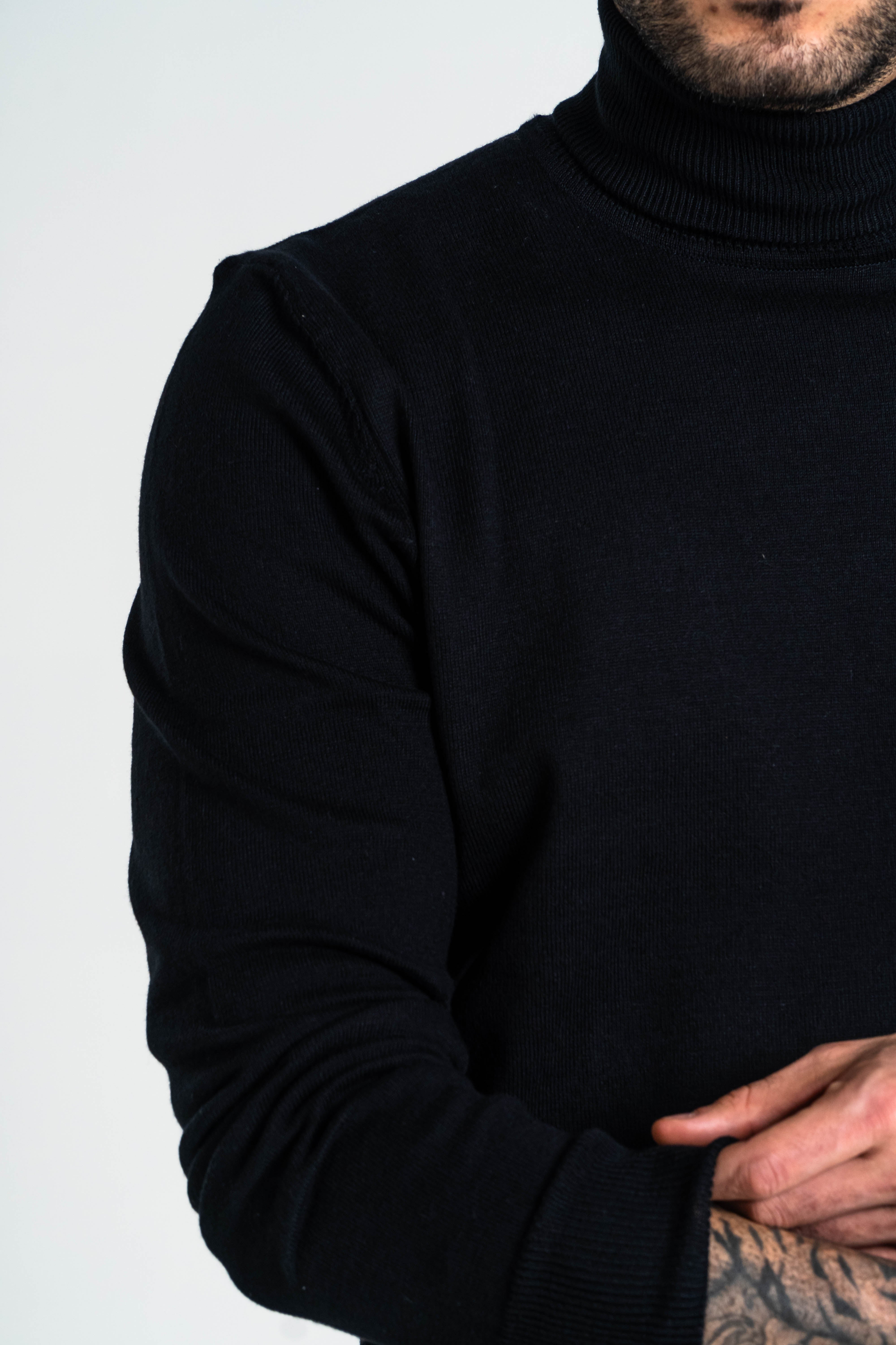 JERSEY CUELLO ALTO ALGODÓN NEGRO_02109