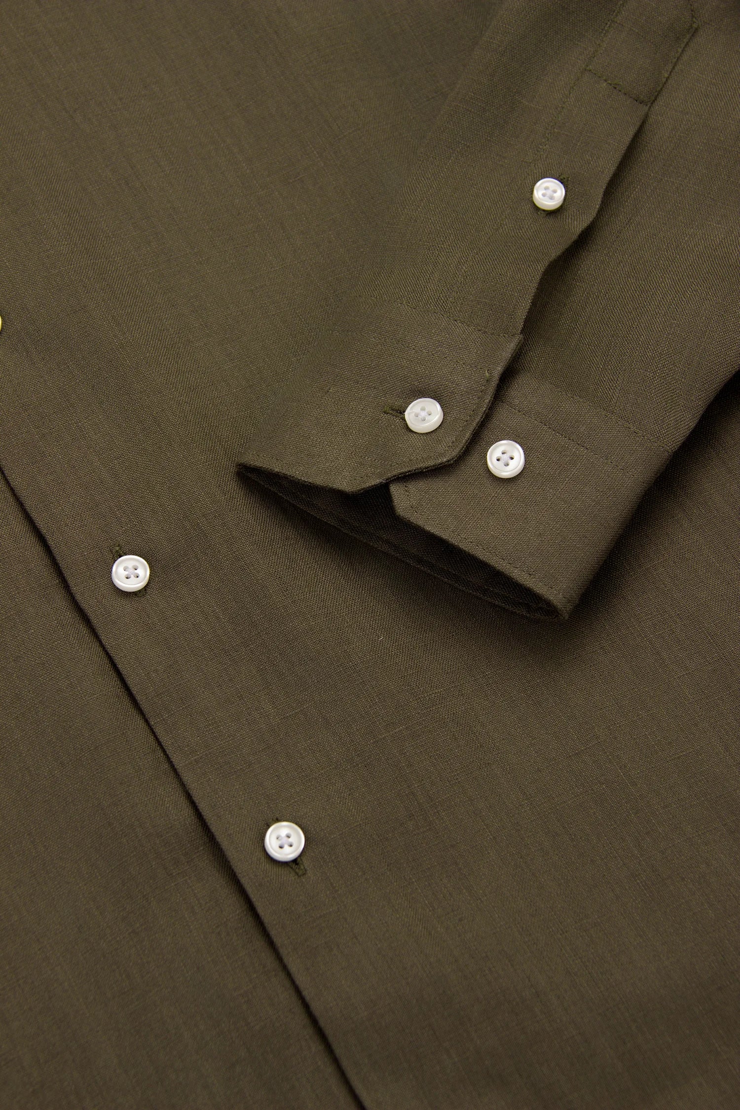 Camisa Button Under Lino Verde Oliva