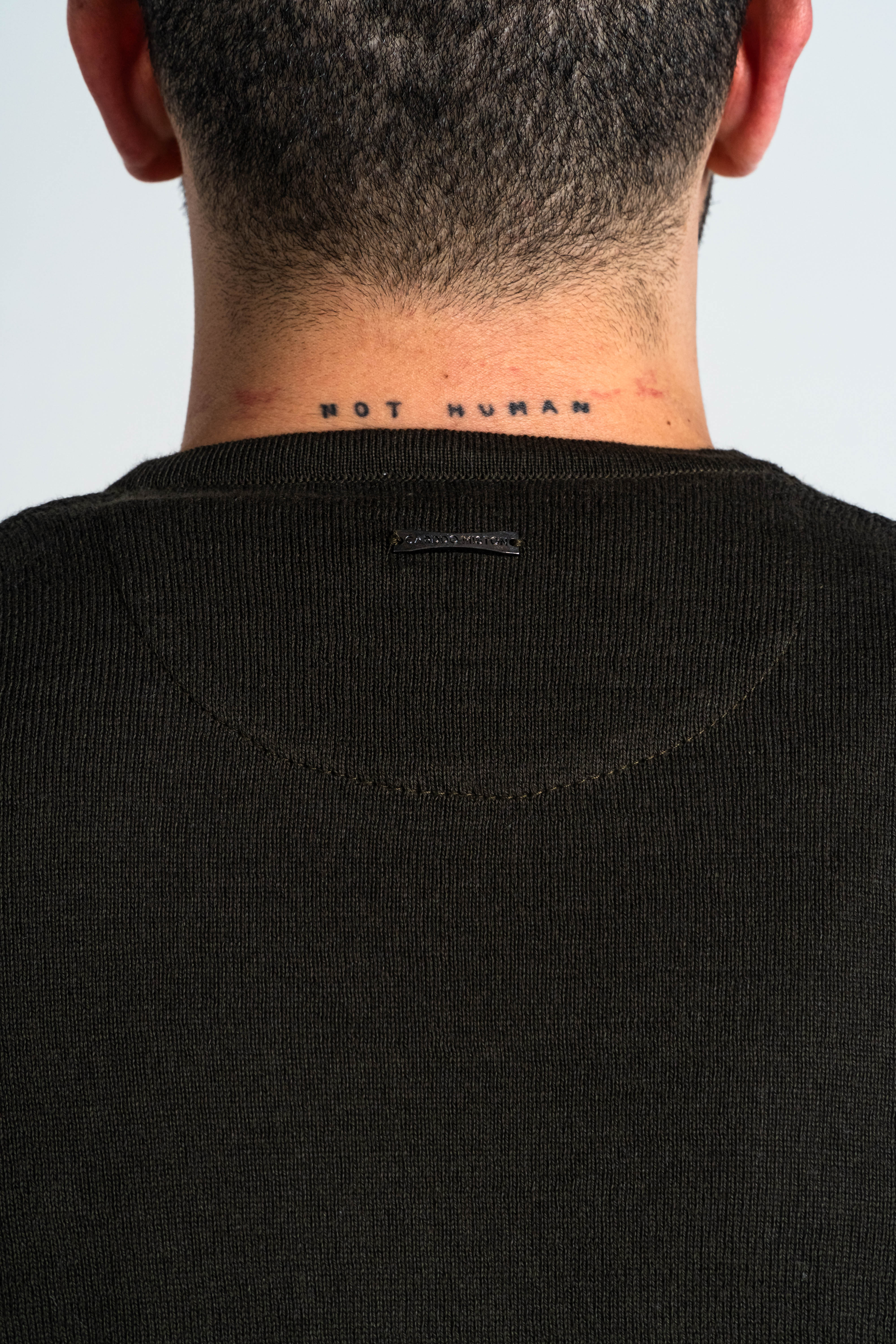 SACO CUELLO V ALGODÓN VERDE MILITAR_02117