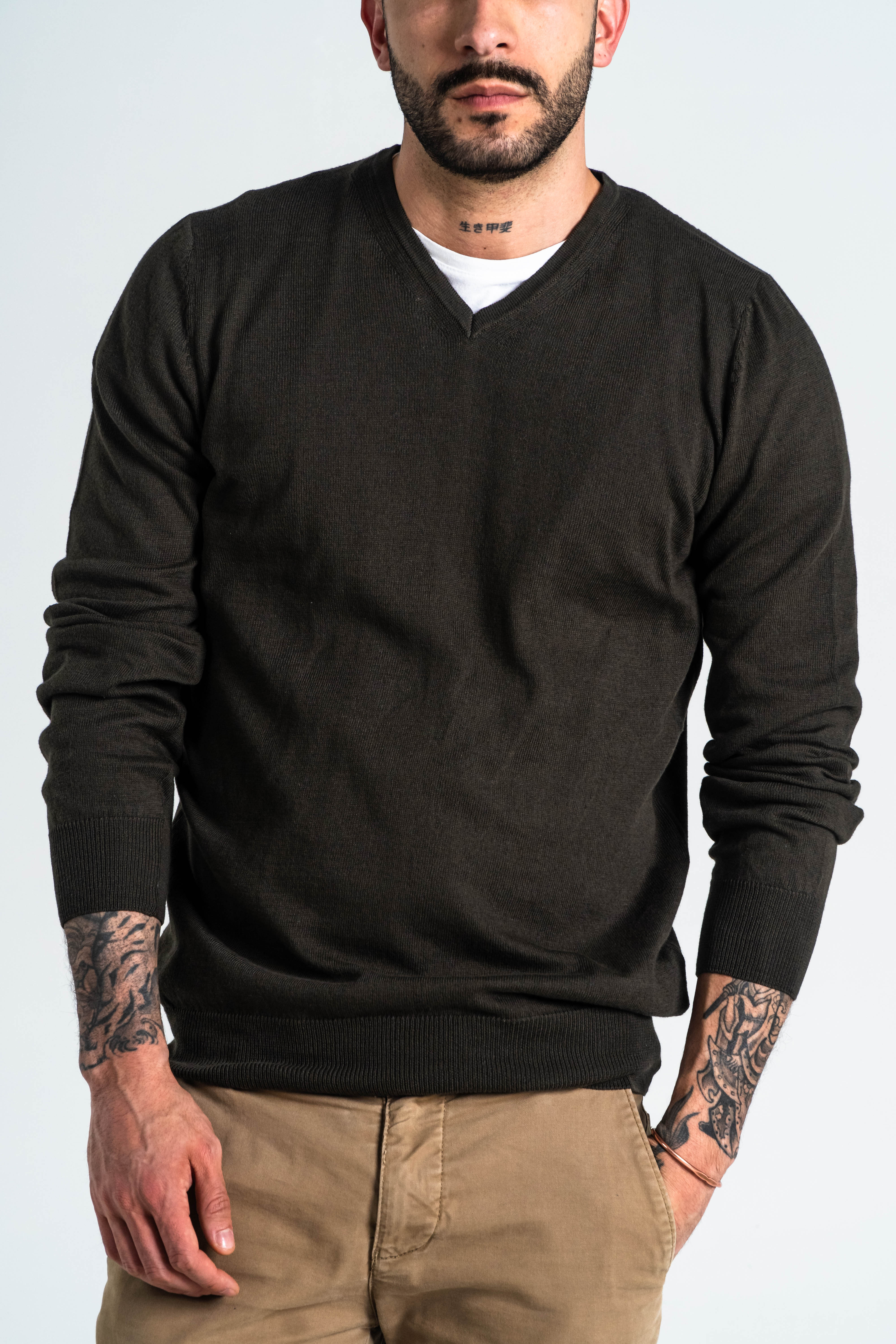 SACO CUELLO V ALGODÓN VERDE MILITAR_02117